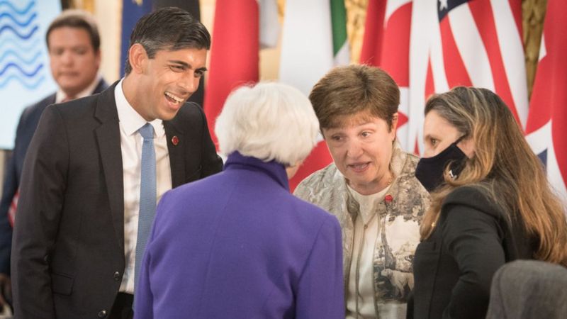 Los ministros de Finanzas del grupo G7 81)