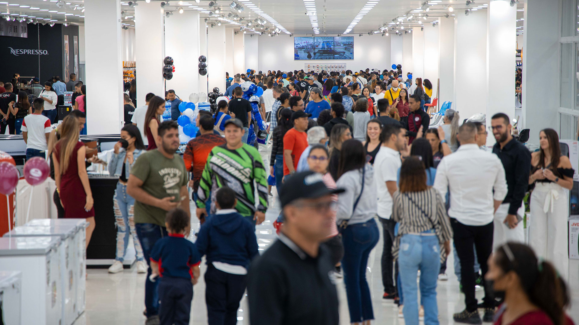 MultiMax Puerto Ordaz - Multimax Store - Nasar Dagga Presidente de Multimax Store