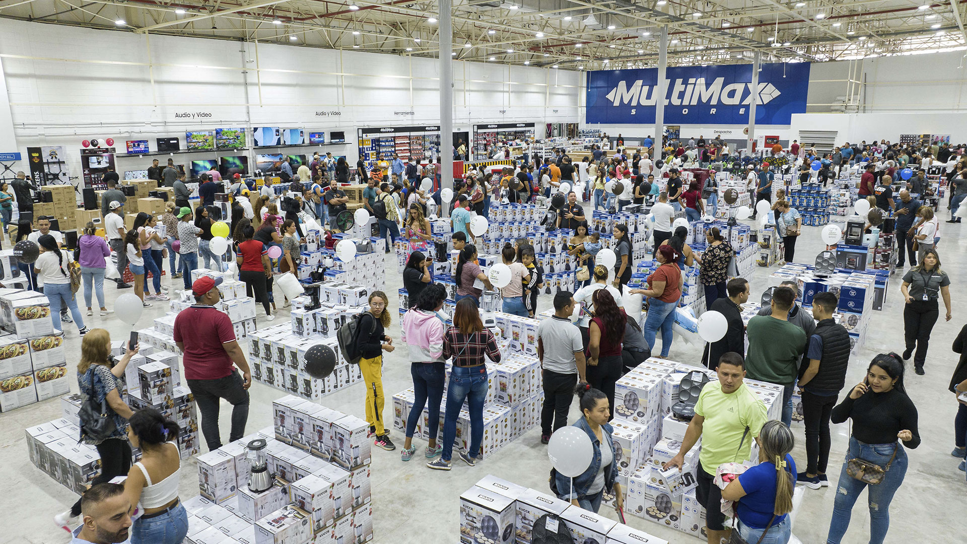 MultiMax Store Barquisimeto - Nasar Dagga presidente de Multimax store